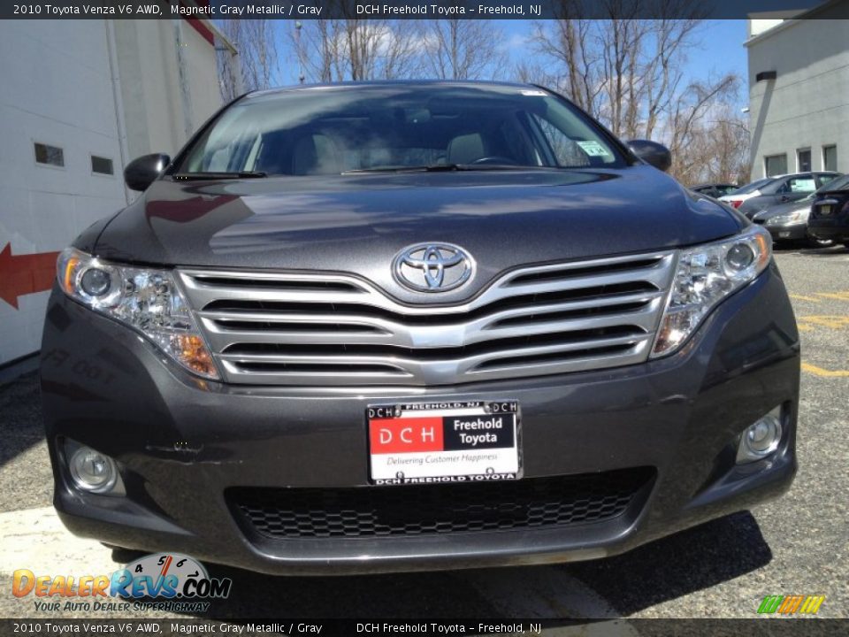 2010 Toyota Venza V6 AWD Magnetic Gray Metallic / Gray Photo #2