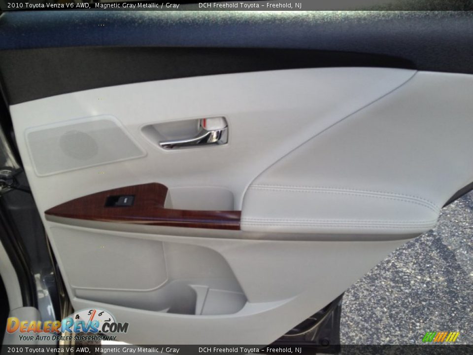 2010 Toyota Venza V6 AWD Magnetic Gray Metallic / Gray Photo #25