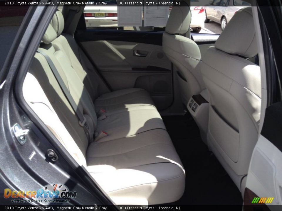 2010 Toyota Venza V6 AWD Magnetic Gray Metallic / Gray Photo #26