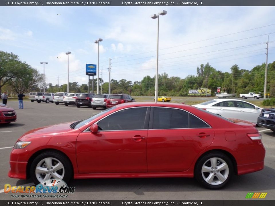 2011 Toyota Camry SE Barcelona Red Metallic / Dark Charcoal Photo #2