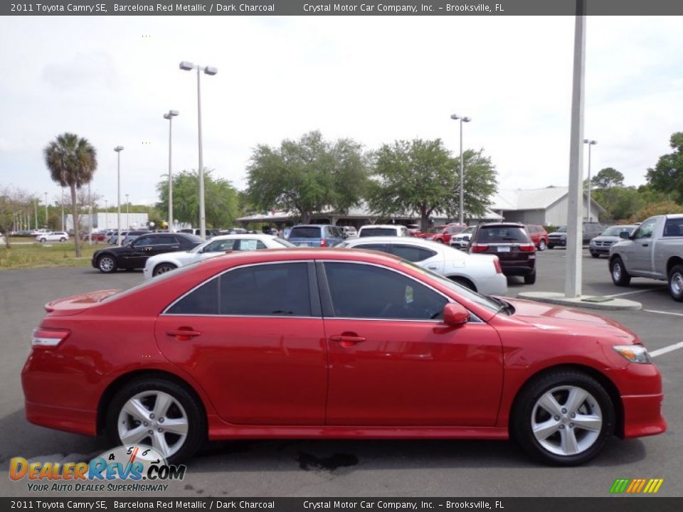 2011 Toyota Camry SE Barcelona Red Metallic / Dark Charcoal Photo #9