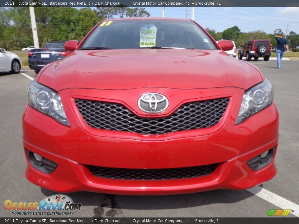 2011 Toyota Camry SE Barcelona Red Metallic / Dark Charcoal Photo #13