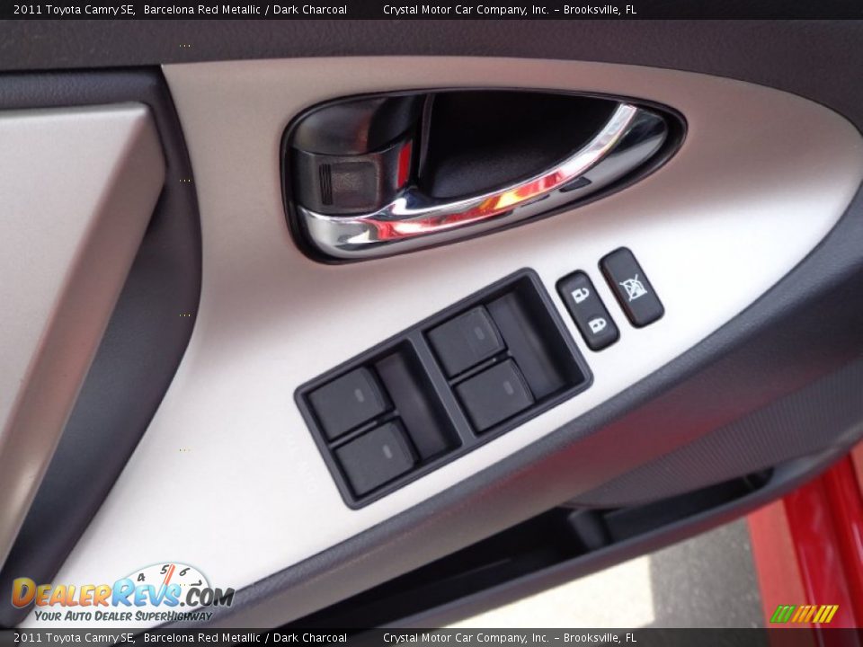 2011 Toyota Camry SE Barcelona Red Metallic / Dark Charcoal Photo #17