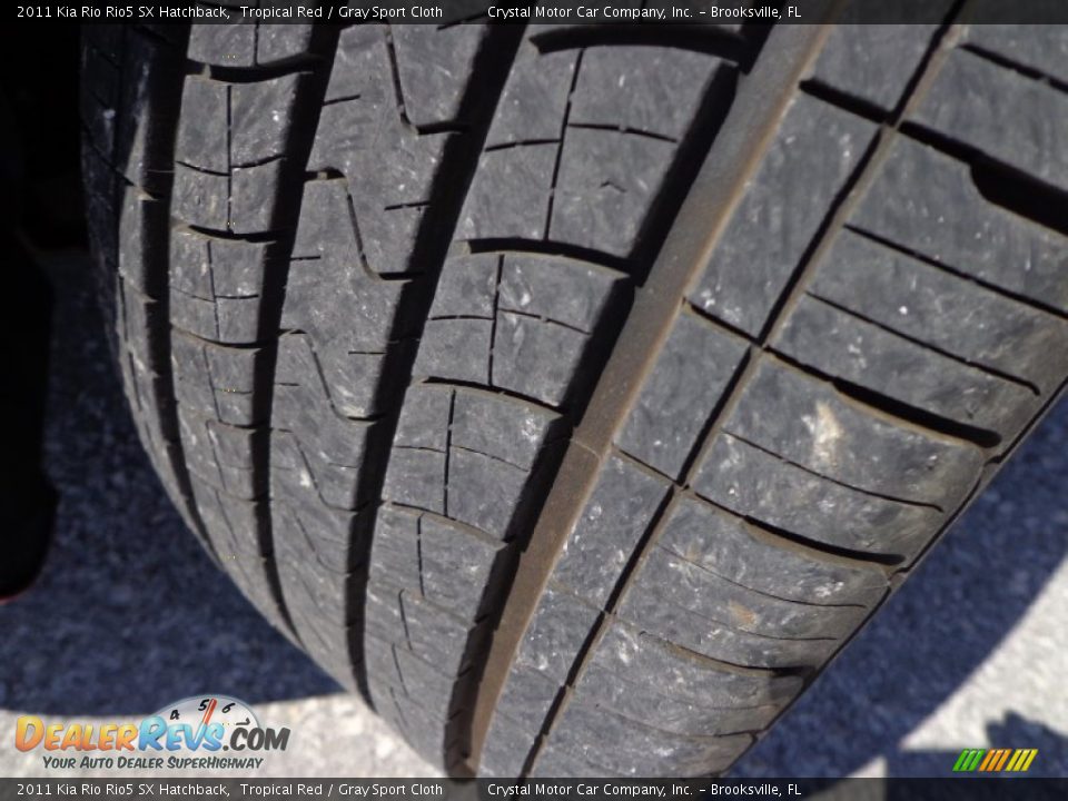 2011 Kia Rio Rio5 SX Hatchback Tropical Red / Gray Sport Cloth Photo #16