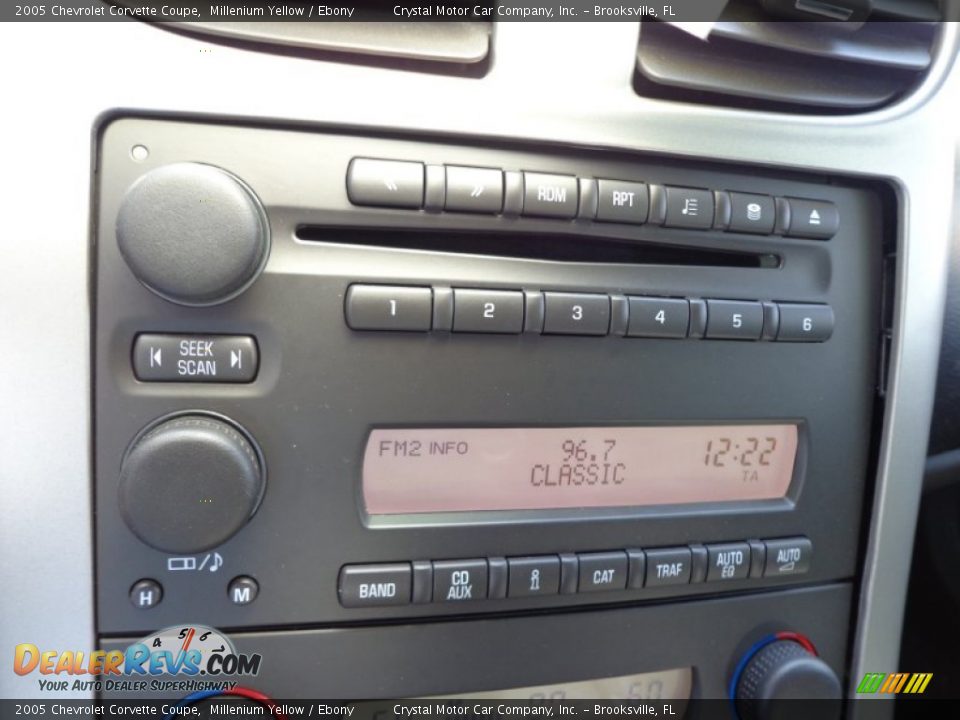 2005 Chevrolet Corvette Coupe Millenium Yellow / Ebony Photo #18