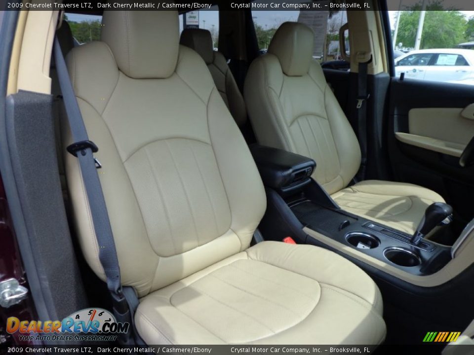 Front Seat of 2009 Chevrolet Traverse LTZ Photo #14