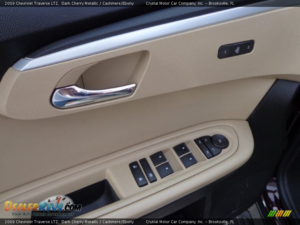 2009 Chevrolet Traverse LTZ Dark Cherry Metallic / Cashmere/Ebony Photo #19
