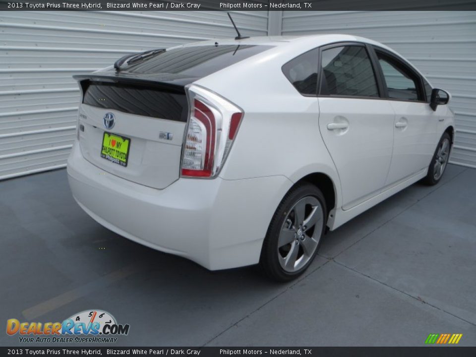 2013 Toyota Prius Three Hybrid Blizzard White Pearl / Dark Gray Photo #4