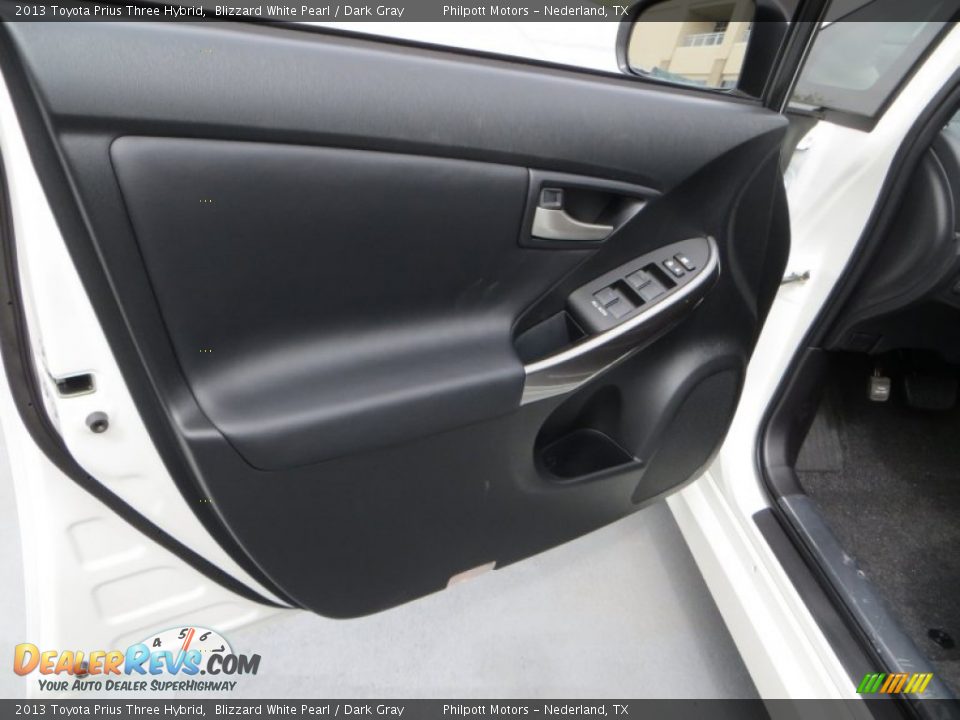 2013 Toyota Prius Three Hybrid Blizzard White Pearl / Dark Gray Photo #23