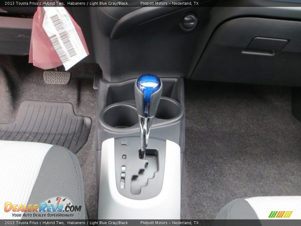 2013 Toyota Prius c Hybrid Two Shifter Photo #30