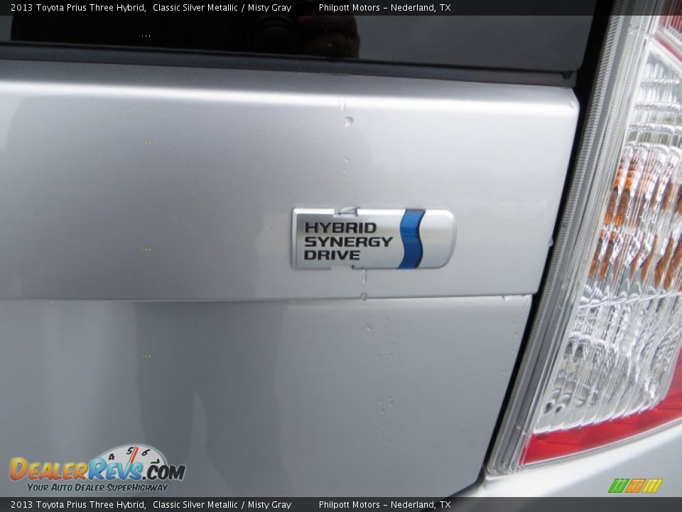2013 Toyota Prius Three Hybrid Classic Silver Metallic / Misty Gray Photo #7
