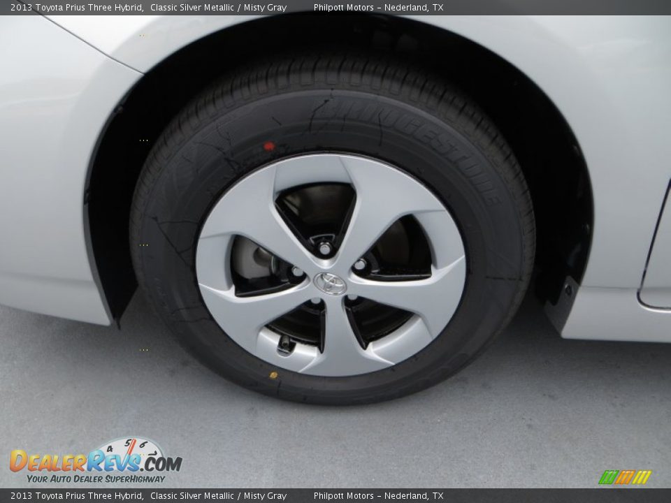 2013 Toyota Prius Three Hybrid Classic Silver Metallic / Misty Gray Photo #13