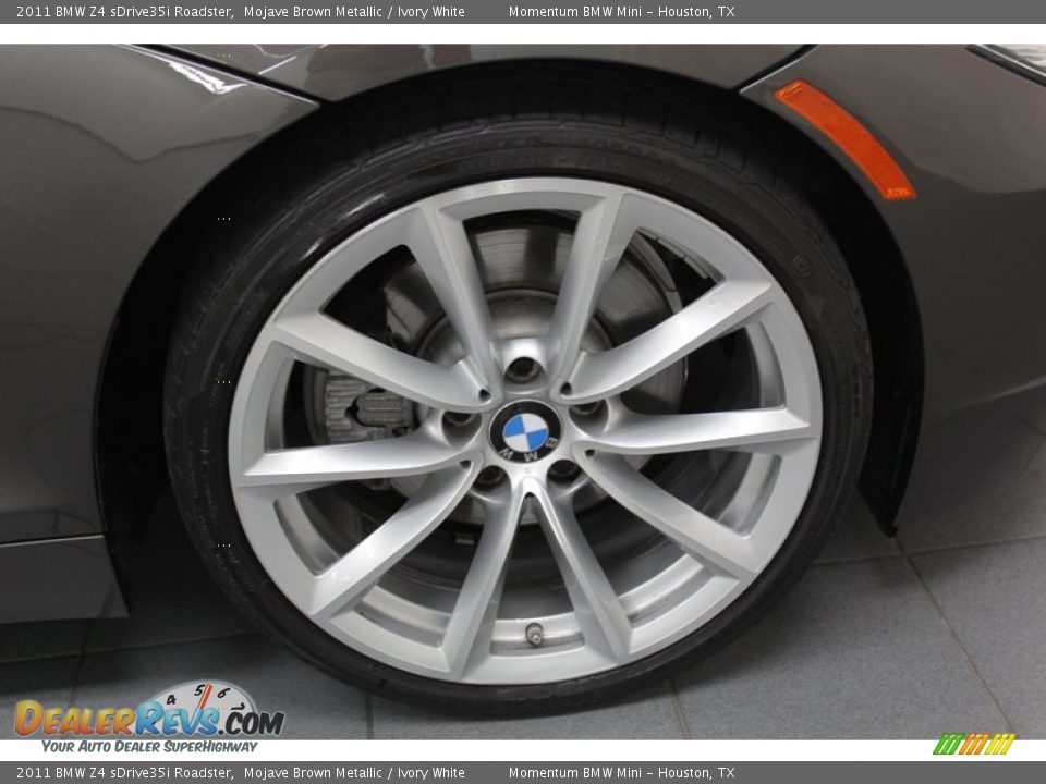 2011 BMW Z4 sDrive35i Roadster Wheel Photo #11