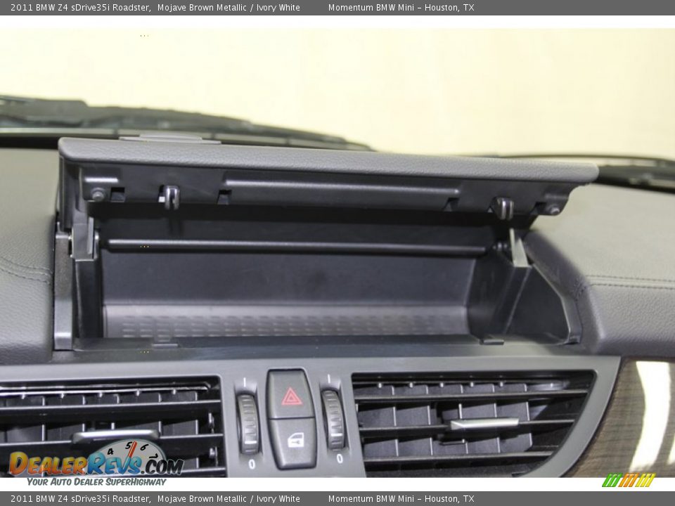 2011 BMW Z4 sDrive35i Roadster Mojave Brown Metallic / Ivory White Photo #19