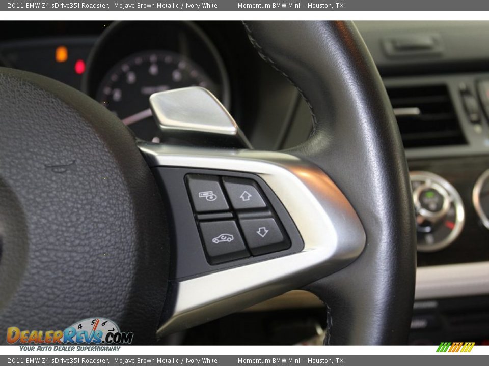 Controls of 2011 BMW Z4 sDrive35i Roadster Photo #27