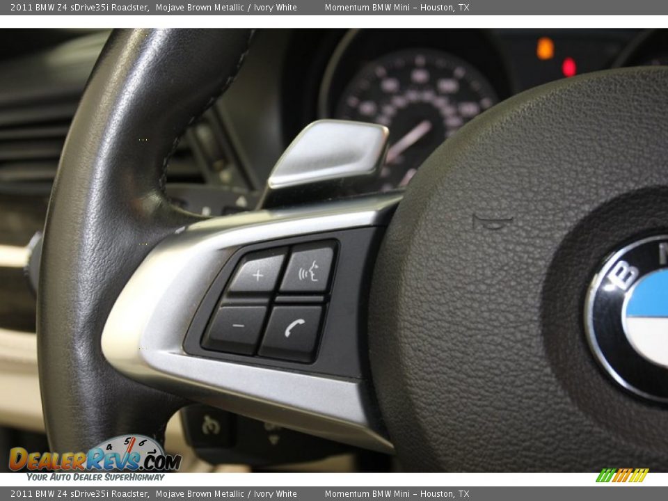 Controls of 2011 BMW Z4 sDrive35i Roadster Photo #28