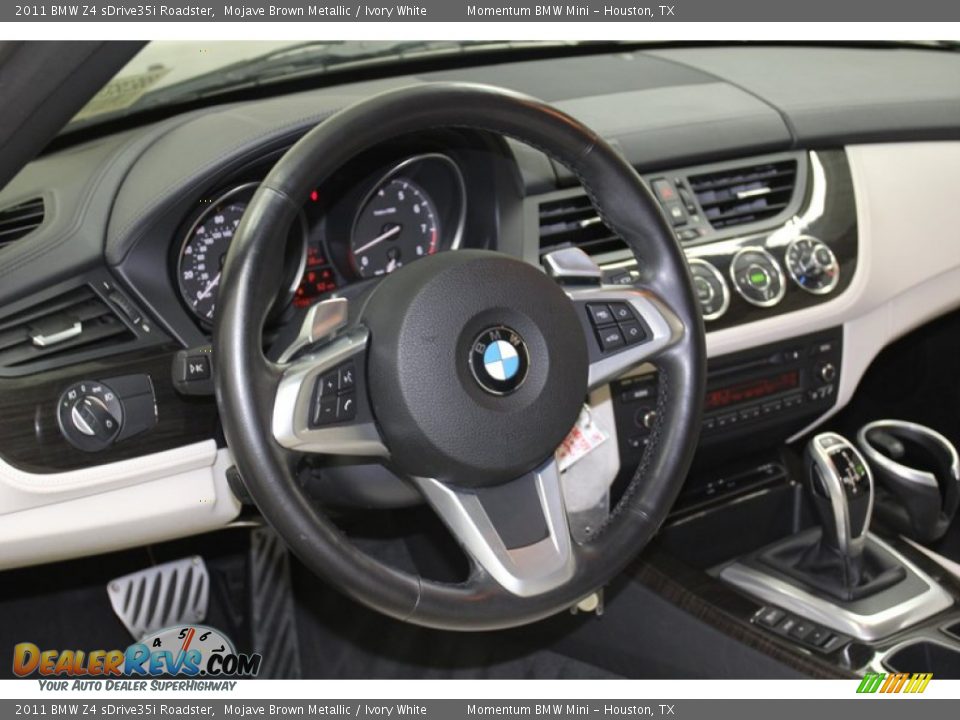 2011 BMW Z4 sDrive35i Roadster Steering Wheel Photo #29