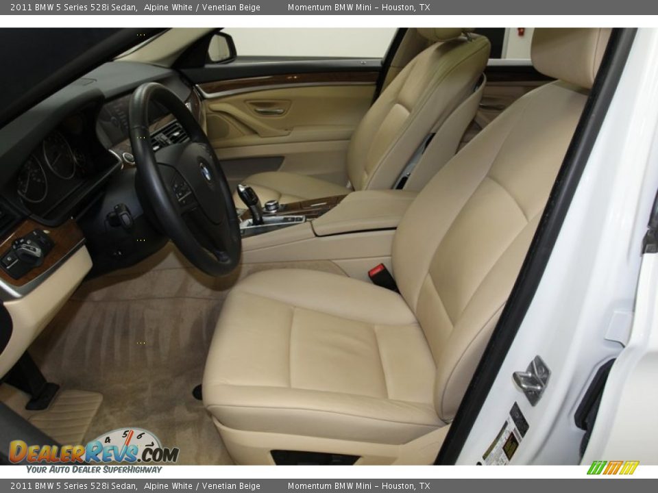 2011 BMW 5 Series 528i Sedan Alpine White / Venetian Beige Photo #3
