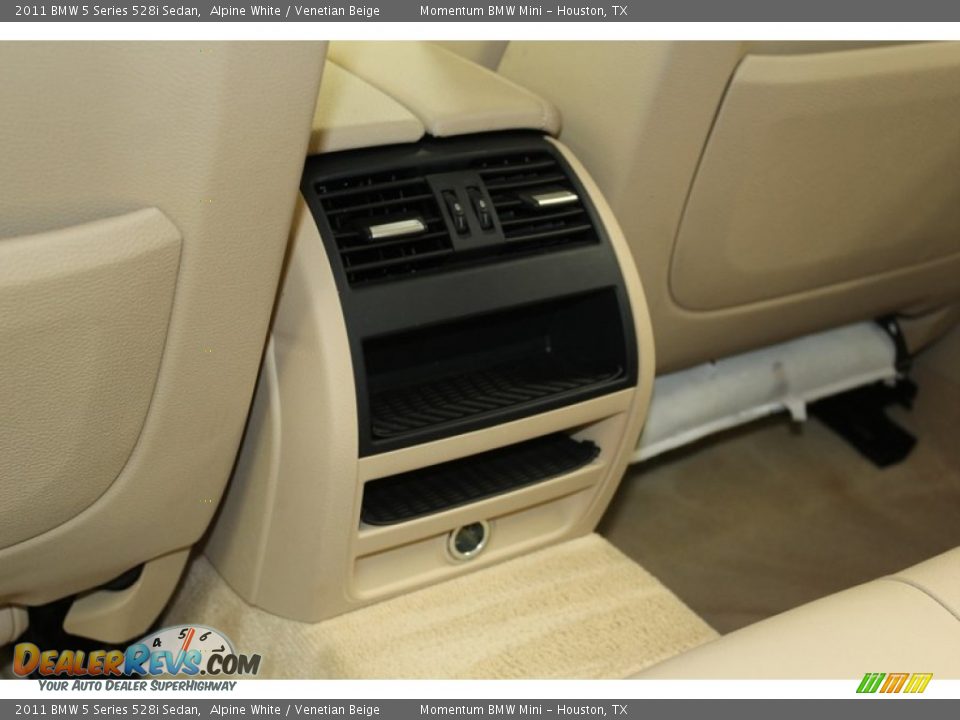 2011 BMW 5 Series 528i Sedan Alpine White / Venetian Beige Photo #35