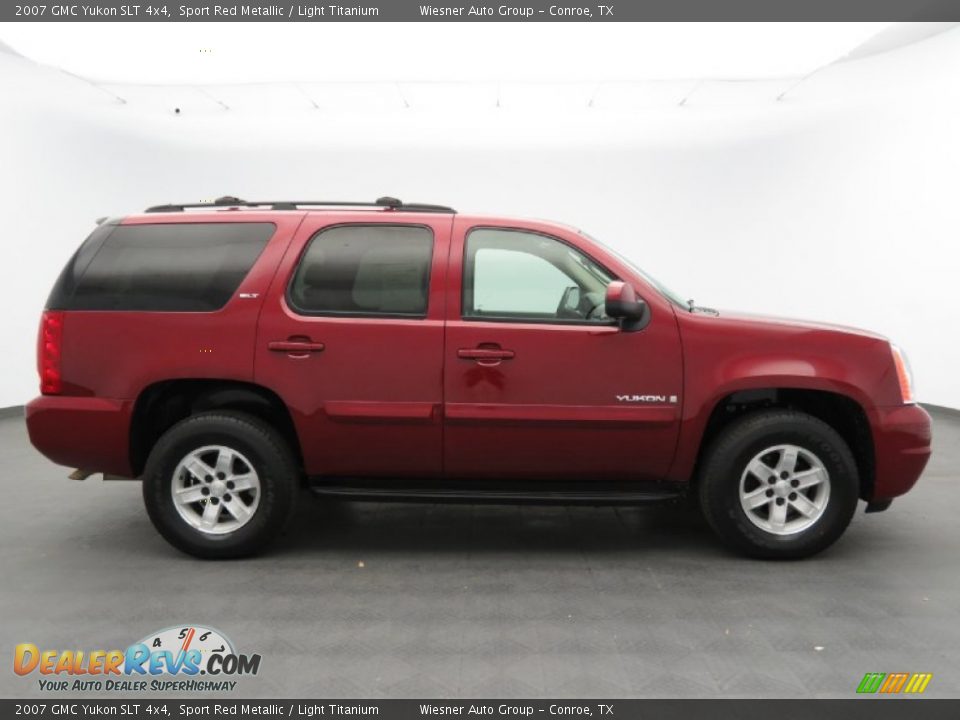 2007 GMC Yukon SLT 4x4 Sport Red Metallic / Light Titanium Photo #4