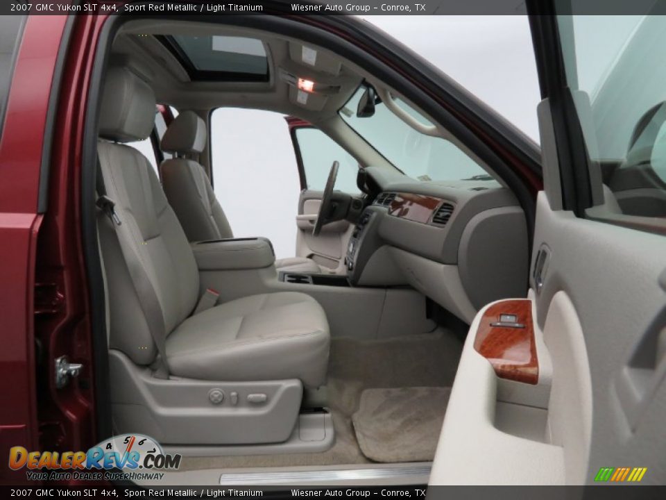 2007 GMC Yukon SLT 4x4 Sport Red Metallic / Light Titanium Photo #14