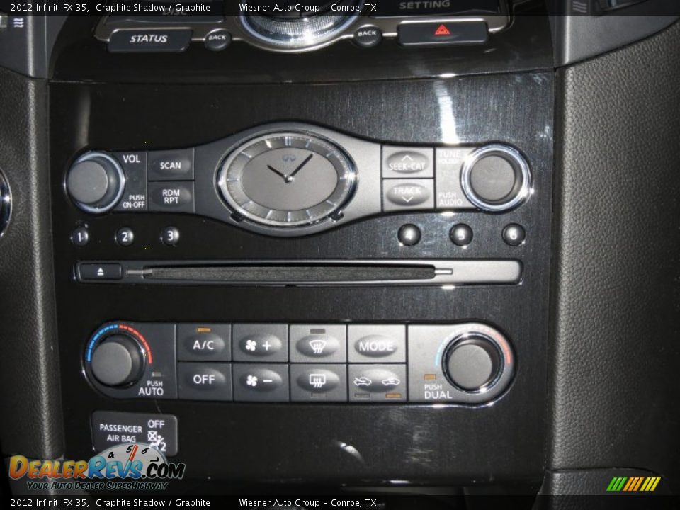 Controls of 2012 Infiniti FX 35 Photo #14