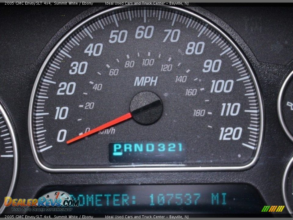 2005 GMC Envoy SLT 4x4 Summit White / Ebony Photo #2