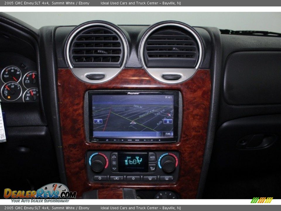 2005 GMC Envoy SLT 4x4 Summit White / Ebony Photo #4