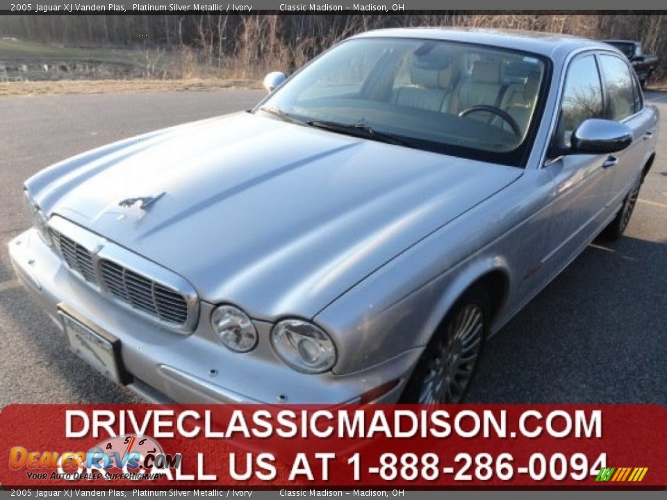 2005 Jaguar XJ Vanden Plas Platinum Silver Metallic / Ivory Photo #1