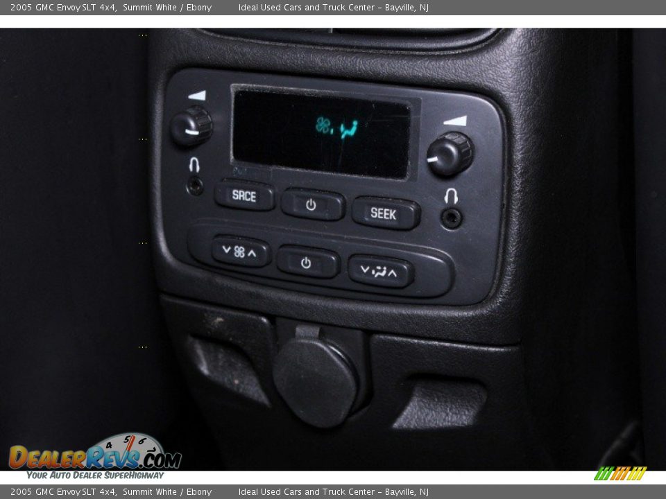 2005 GMC Envoy SLT 4x4 Summit White / Ebony Photo #7