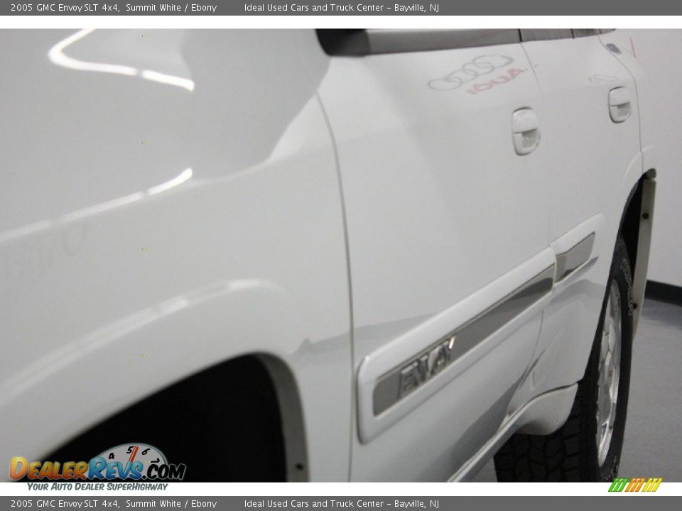 2005 GMC Envoy SLT 4x4 Summit White / Ebony Photo #12