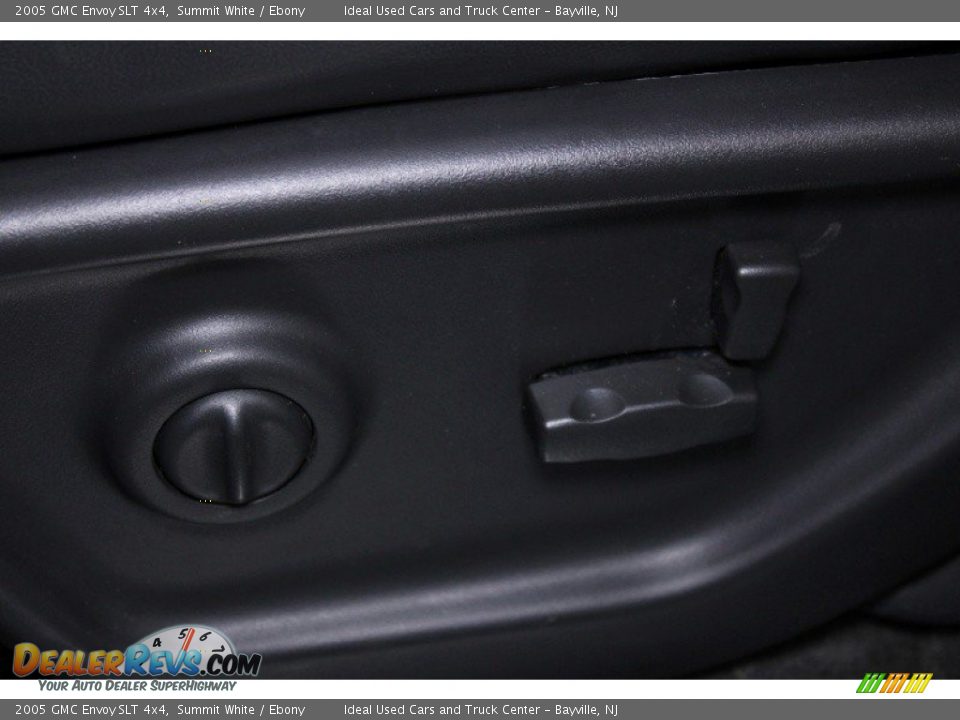 2005 GMC Envoy SLT 4x4 Summit White / Ebony Photo #19