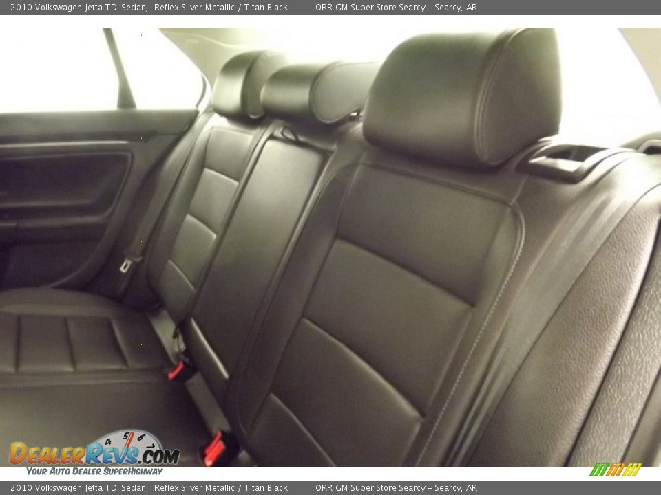 2010 Volkswagen Jetta TDI Sedan Reflex Silver Metallic / Titan Black Photo #15