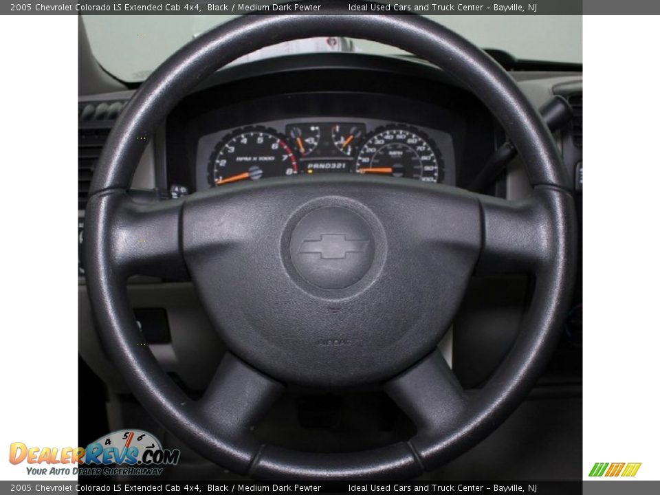2005 Chevrolet Colorado LS Extended Cab 4x4 Black / Medium Dark Pewter Photo #11