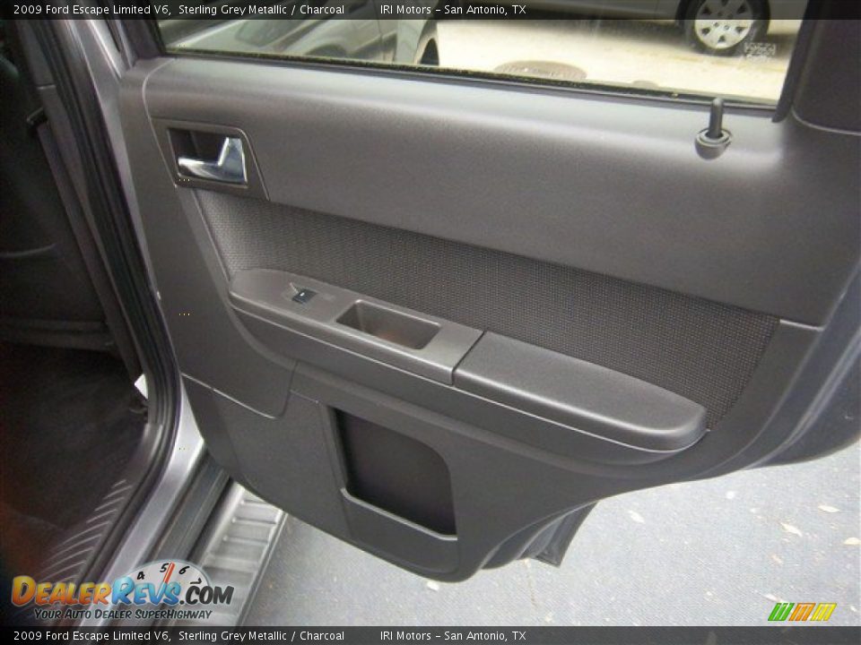 2009 Ford Escape Limited V6 Sterling Grey Metallic / Charcoal Photo #19