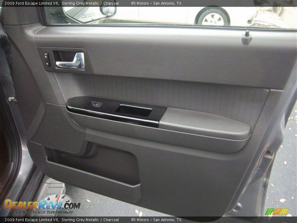 2009 Ford Escape Limited V6 Sterling Grey Metallic / Charcoal Photo #21