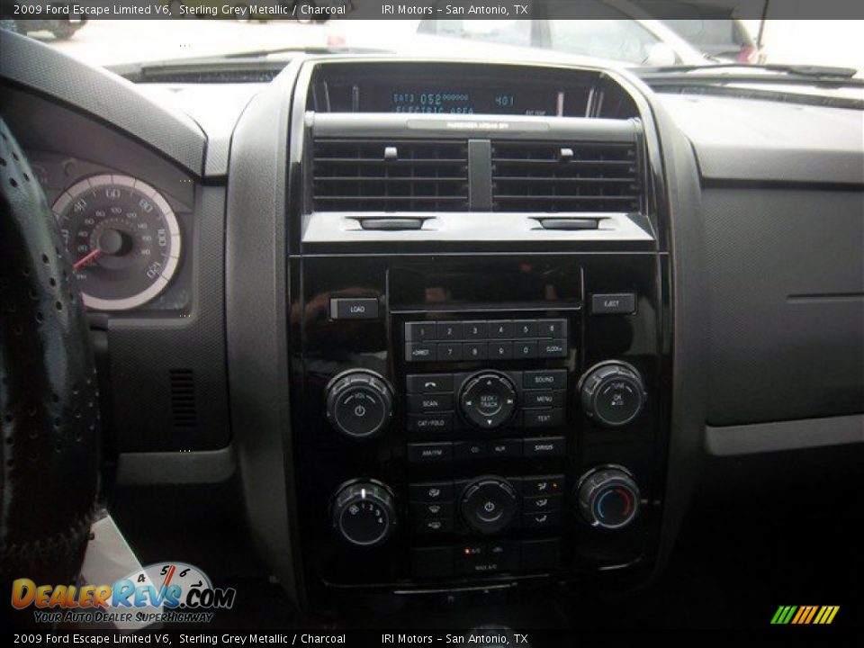 2009 Ford Escape Limited V6 Sterling Grey Metallic / Charcoal Photo #28
