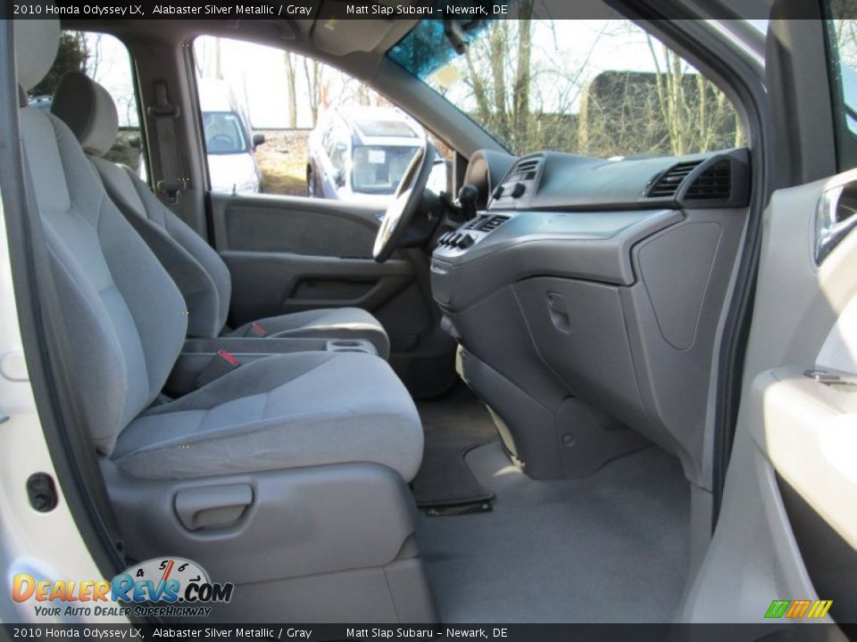 2010 Honda Odyssey LX Alabaster Silver Metallic / Gray Photo #16