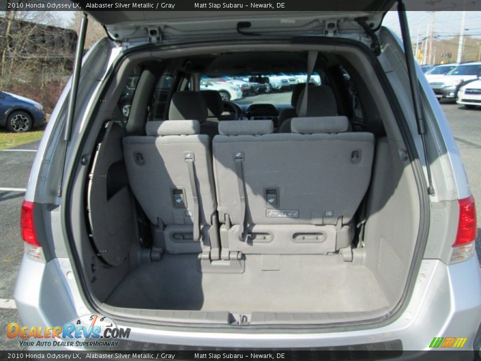 2010 Honda Odyssey LX Alabaster Silver Metallic / Gray Photo #18