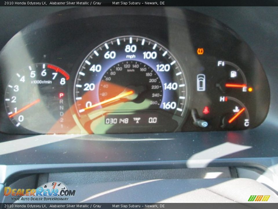 2010 Honda Odyssey LX Alabaster Silver Metallic / Gray Photo #24