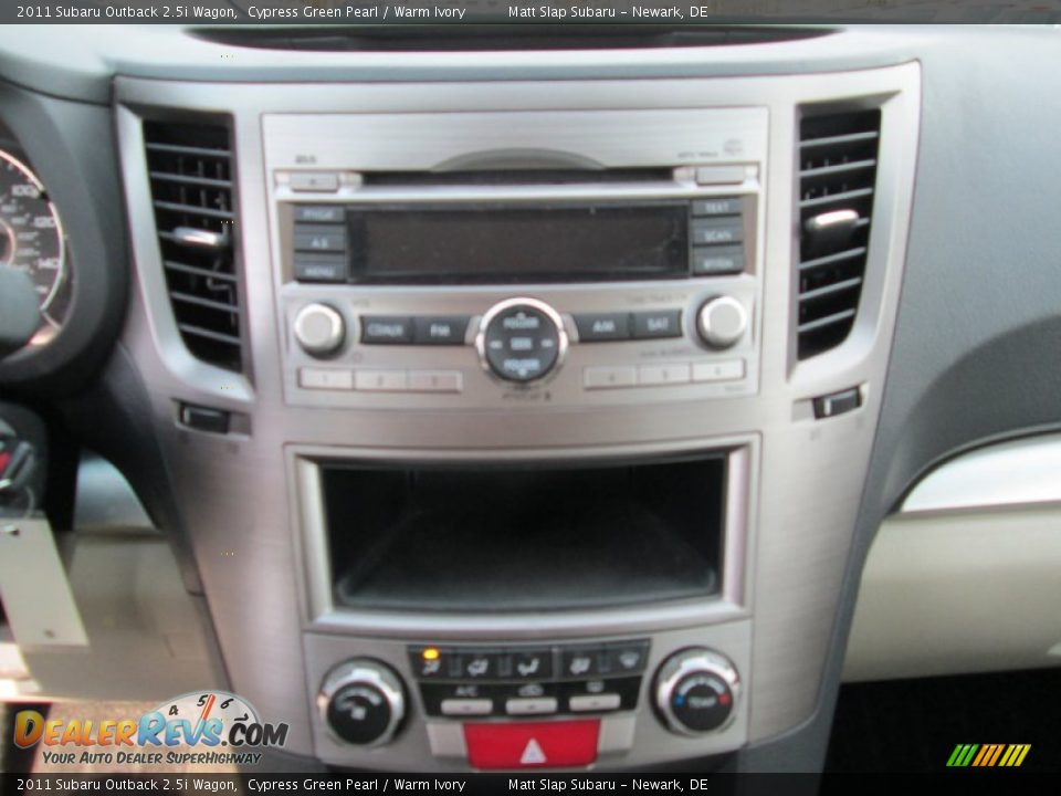 2011 Subaru Outback 2.5i Wagon Cypress Green Pearl / Warm Ivory Photo #23