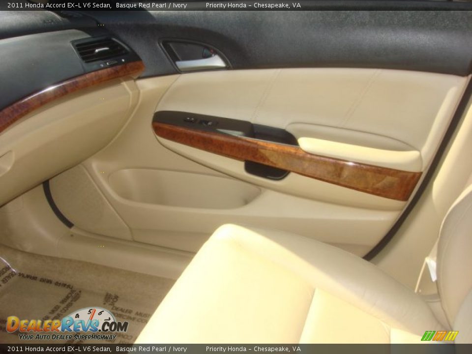 2011 Honda Accord EX-L V6 Sedan Basque Red Pearl / Ivory Photo #26