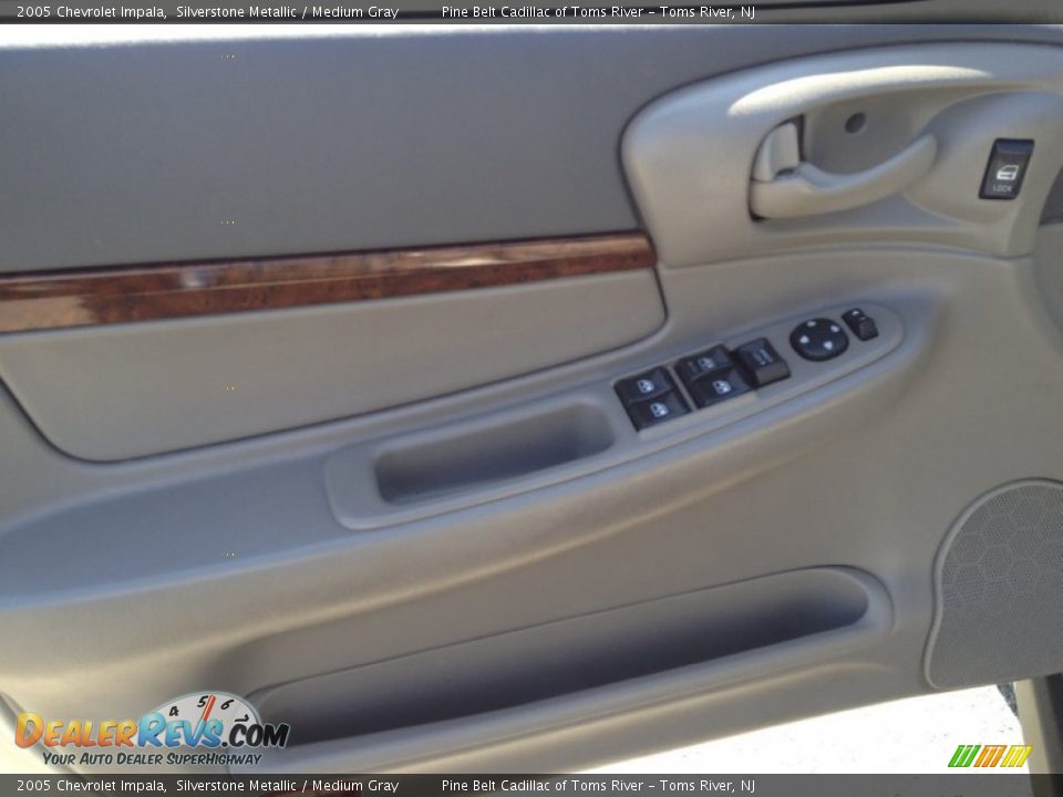 2005 Chevrolet Impala Silverstone Metallic / Medium Gray Photo #10