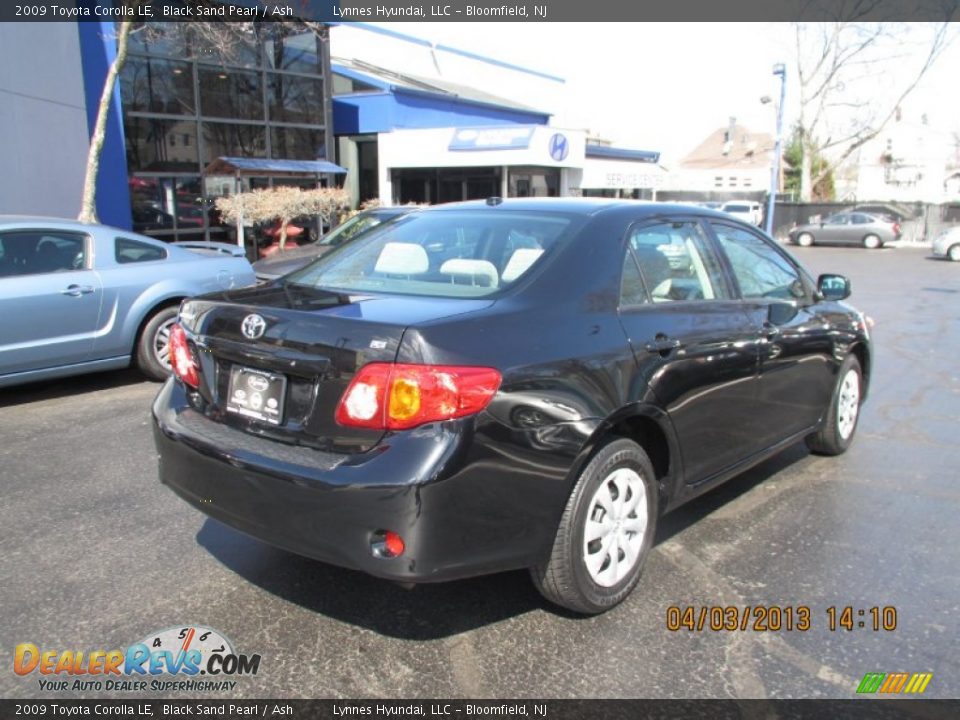 2009 Toyota Corolla LE Black Sand Pearl / Ash Photo #6