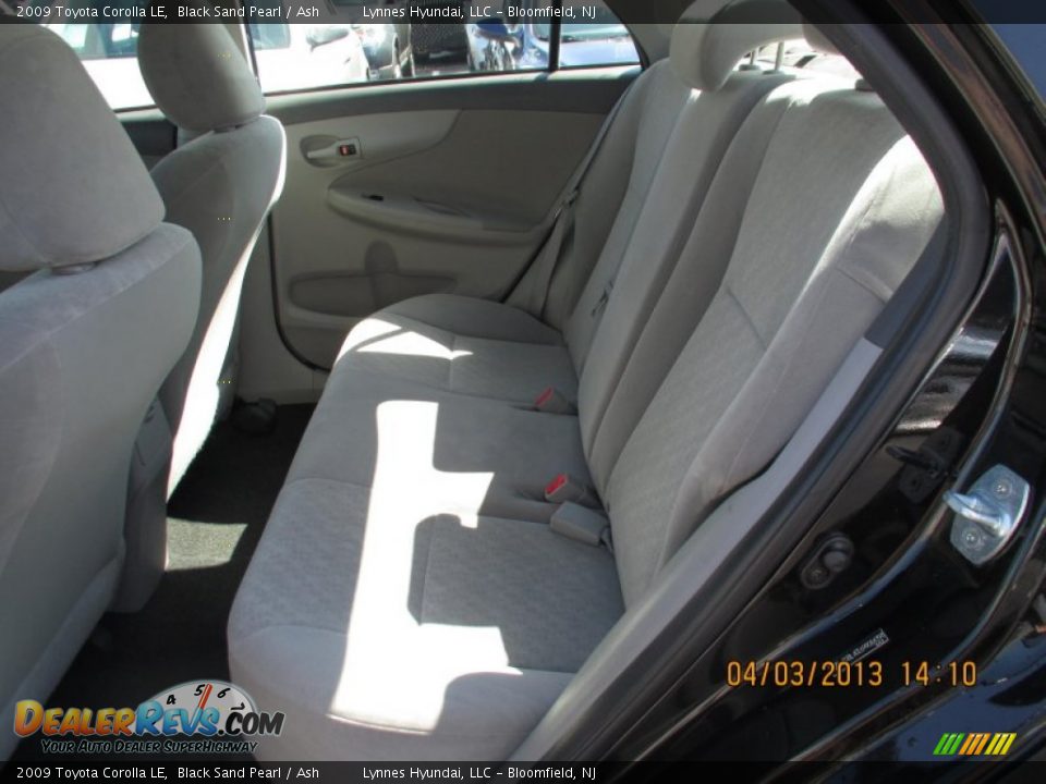 2009 Toyota Corolla LE Black Sand Pearl / Ash Photo #8