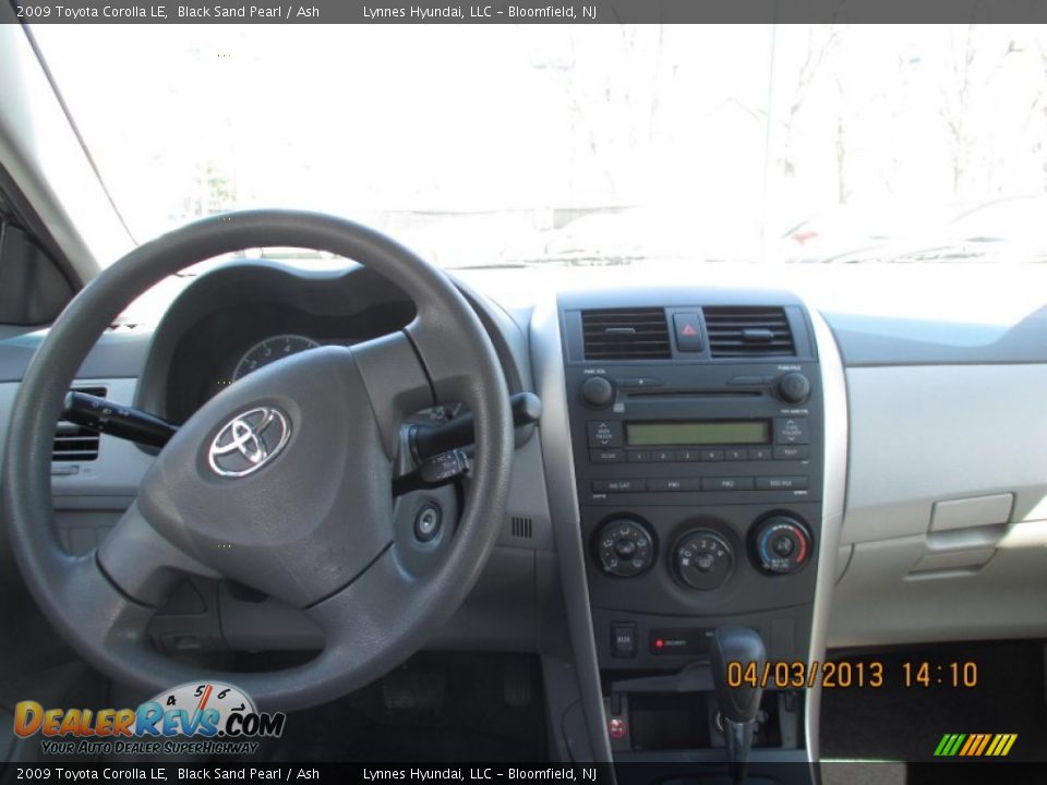 2009 Toyota Corolla LE Black Sand Pearl / Ash Photo #9