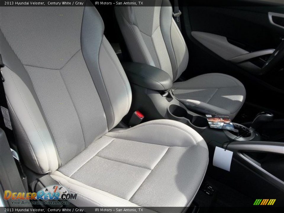 2013 Hyundai Veloster Century White / Gray Photo #10