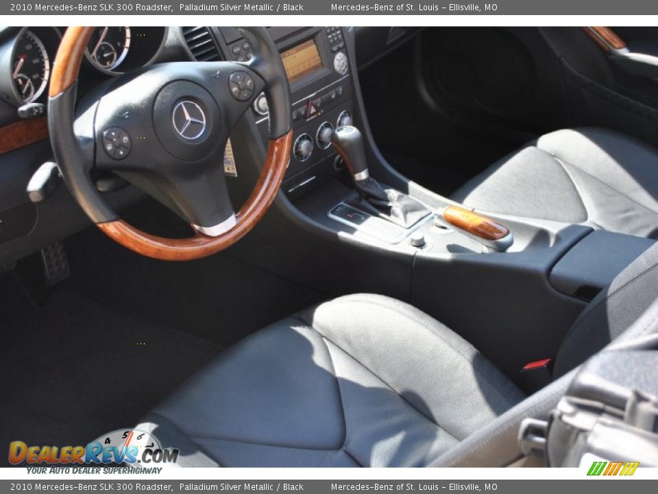 2010 Mercedes-Benz SLK 300 Roadster Palladium Silver Metallic / Black Photo #3