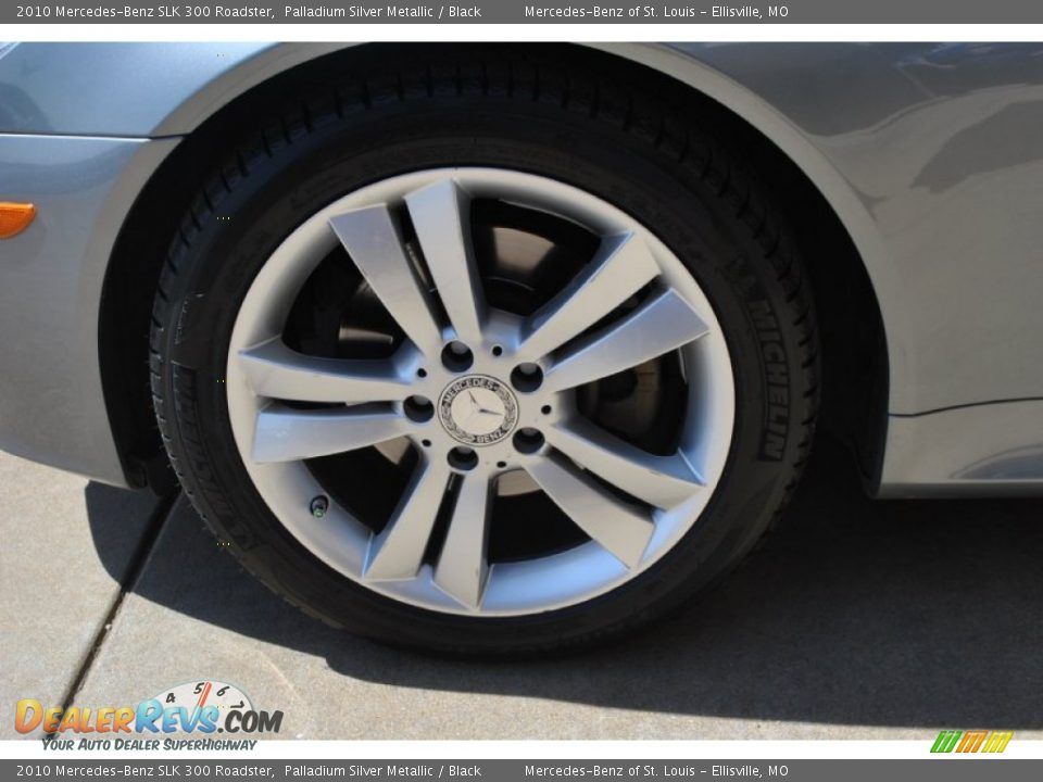 2010 Mercedes-Benz SLK 300 Roadster Palladium Silver Metallic / Black Photo #10