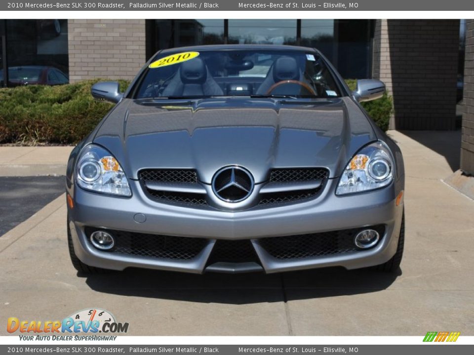 2010 Mercedes-Benz SLK 300 Roadster Palladium Silver Metallic / Black Photo #12
